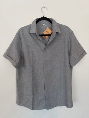 Men's Gray Short-Sleeve Casual Button-Down Shirt by Manly